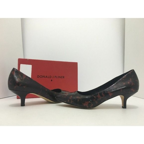 Donald J Pliner Gali Printed Pointed Toe Heel Pump Black Patent Leather US 8 - Picture 4 of 12